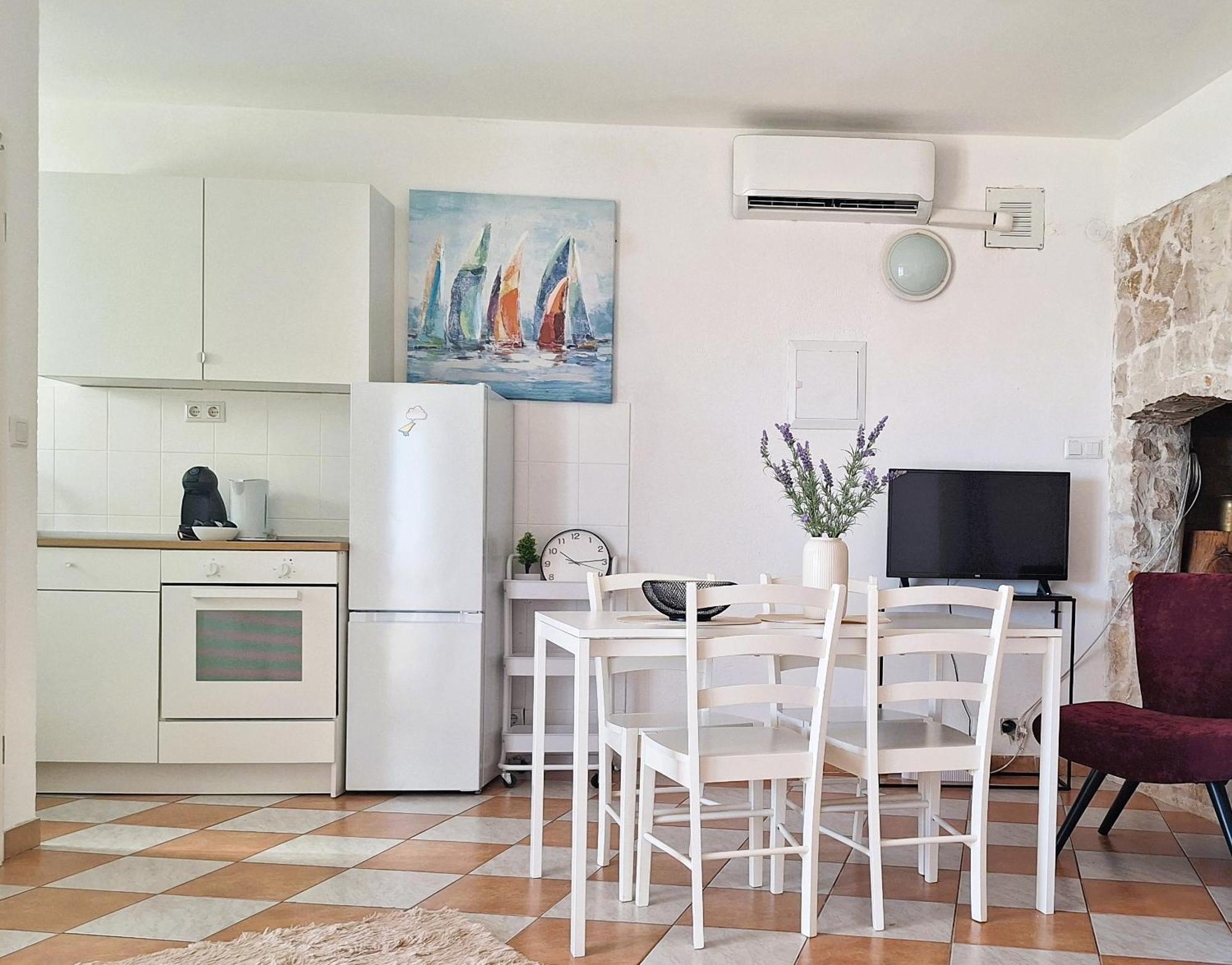 Apartmani Stine Donji Okrug  Εξωτερικό φωτογραφία